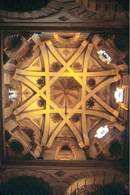View of the vaulting in the Great Mosque of Cordoba in Spain, 10th century. These vaulting techniques, still in use almost four hundred years later, appear in buildings like the Durham Cathedral Kitchen (see top image and image below left). This attests to their popularity and effectiveness.